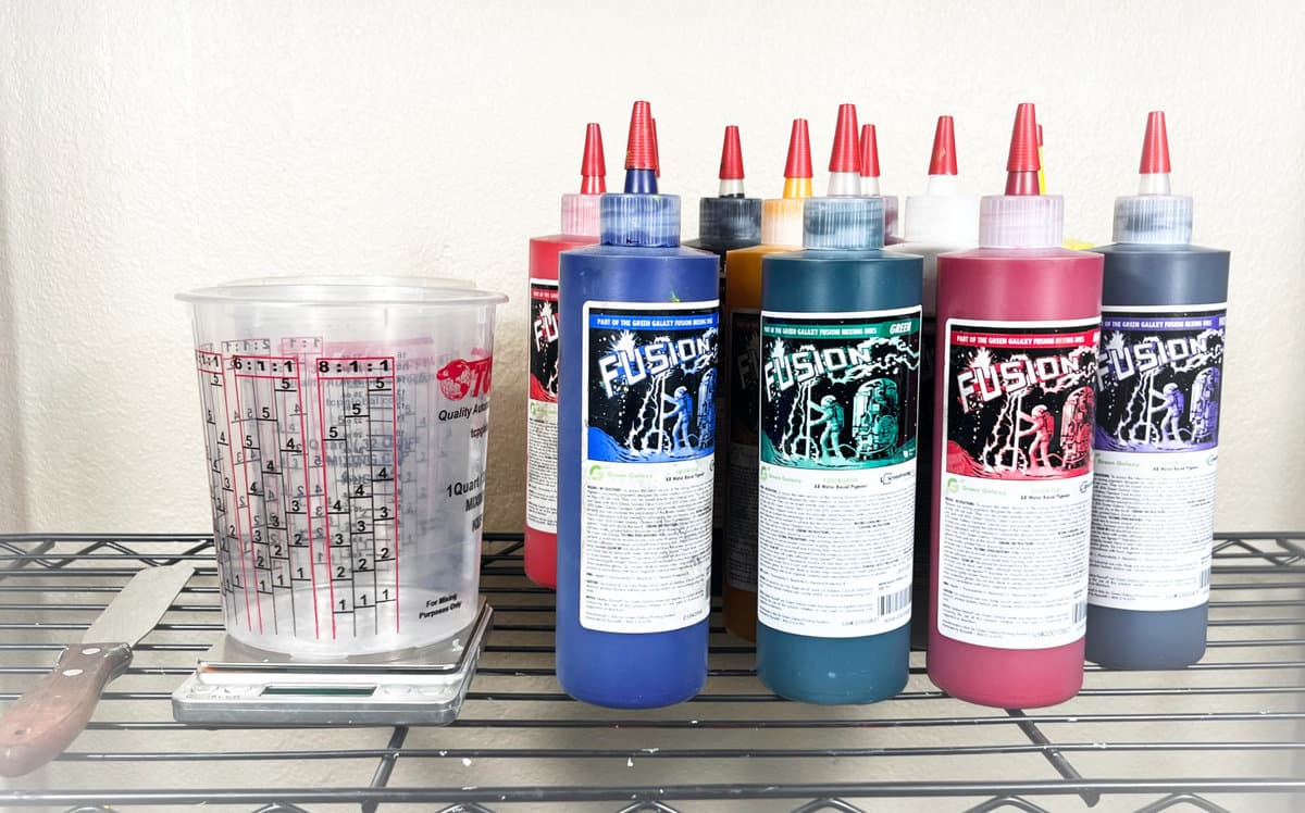 Custom mixed ink colors for screen printing
